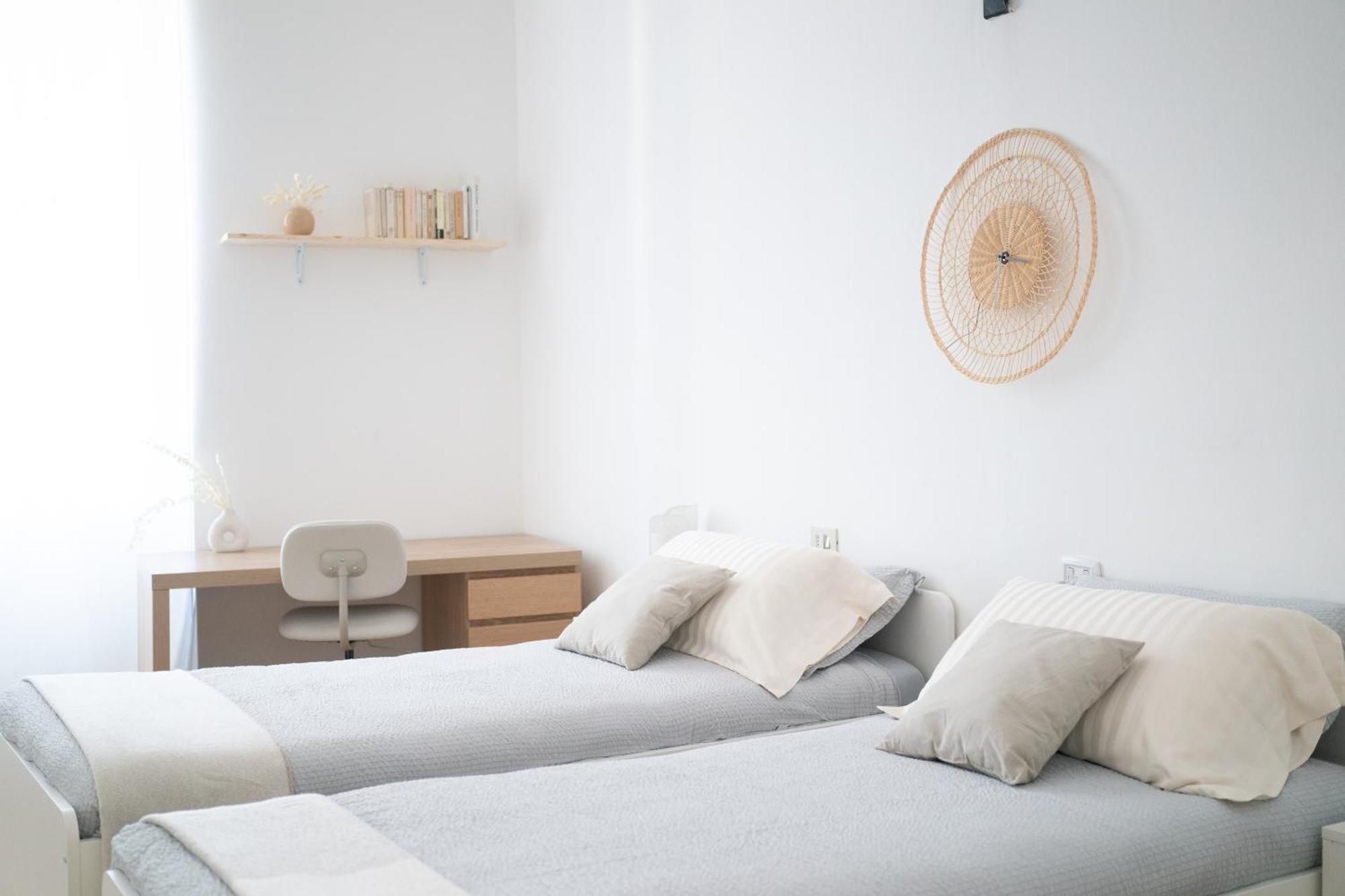 Grand Central 1845 - 2 Bedrooms Design Flat Bergamo Eksteriør billede